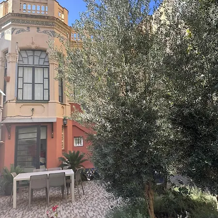 Modernista Villa